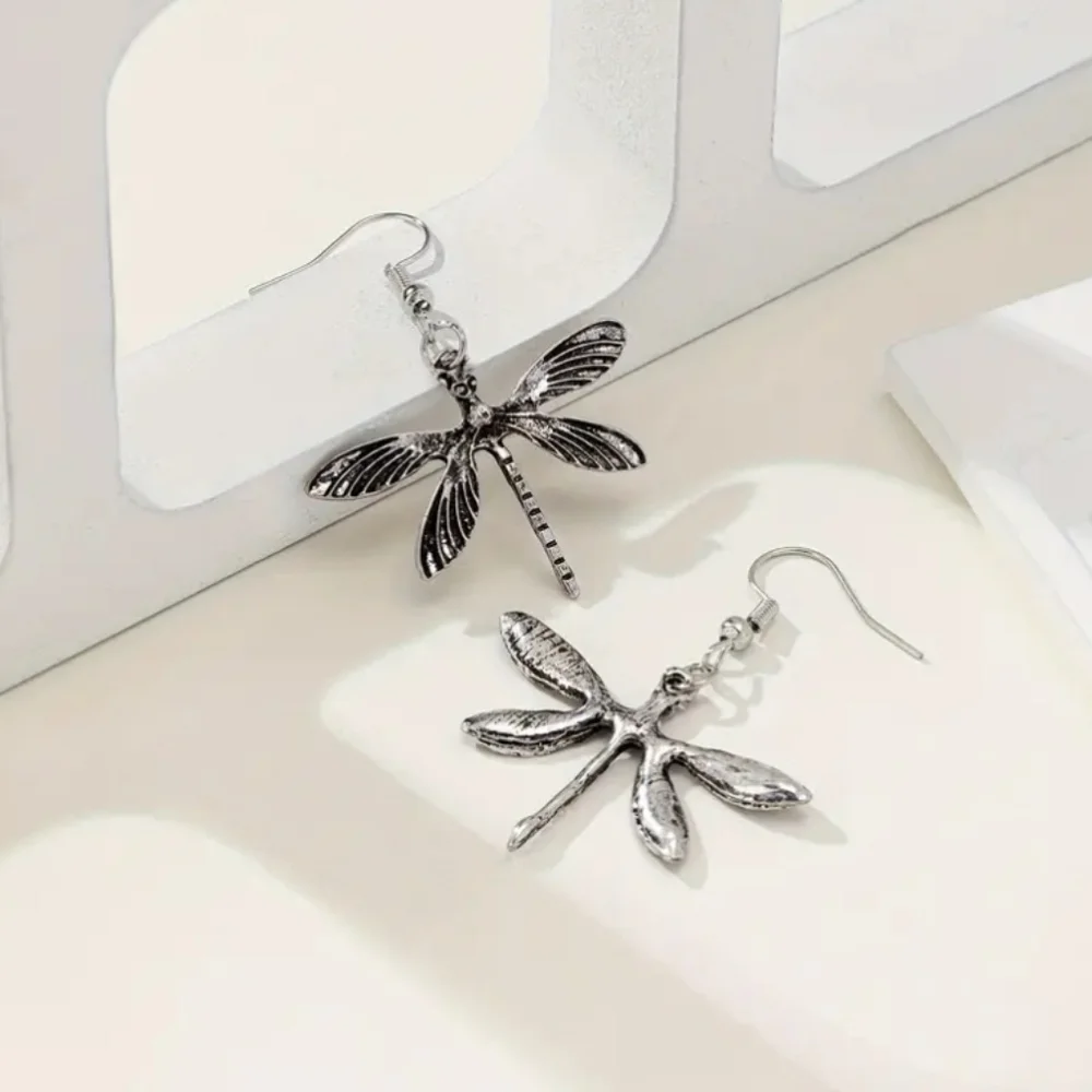 Dragonfly Earrings vintage inspired